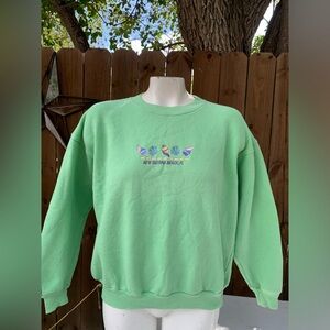 Vintage New Smyrna Beach Florida embroidered sweatshirt size M/L.